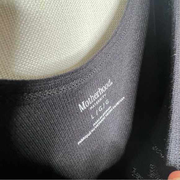 Motherhood Maternity - “due in January” glitter tank top - NWT - Picture 4 of 5